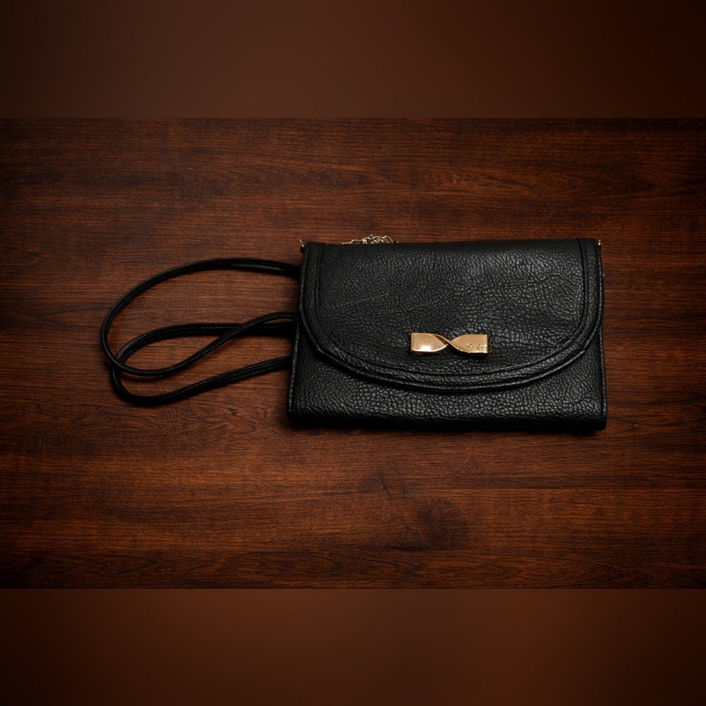 3/$15 Jessica Simpson Landon Crossbody Wallet Clutch - EUC - Picture 4 of 7